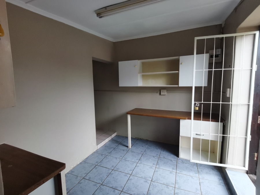 To Let 1 Bedroom Property for Rent in Kabega Park Eastern Cape
